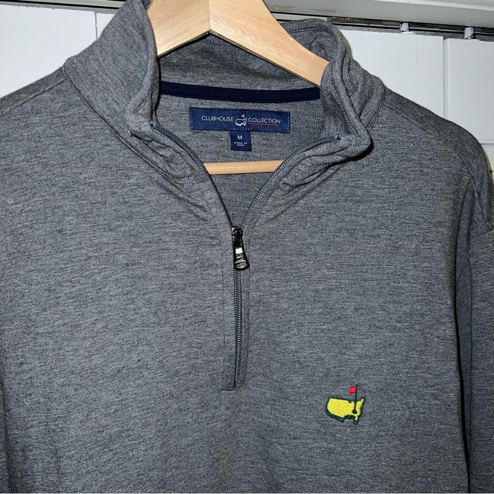 Master’s Pullover